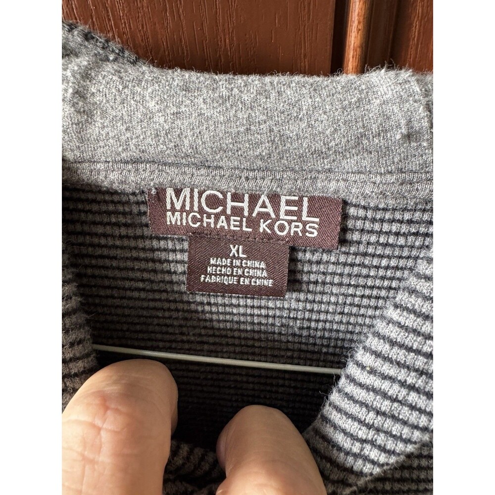 Michael Kors Men’s‎ Gray Waffle Knit Pullover Hoodie Size XL - Picture 3 of 7